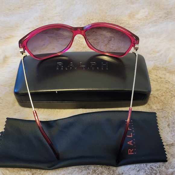 Ralph Lauren Pink sunglasses - Picture 2 of 8